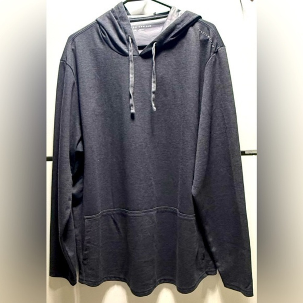 🏜️Travis Mathew Gray Hooded Pullover